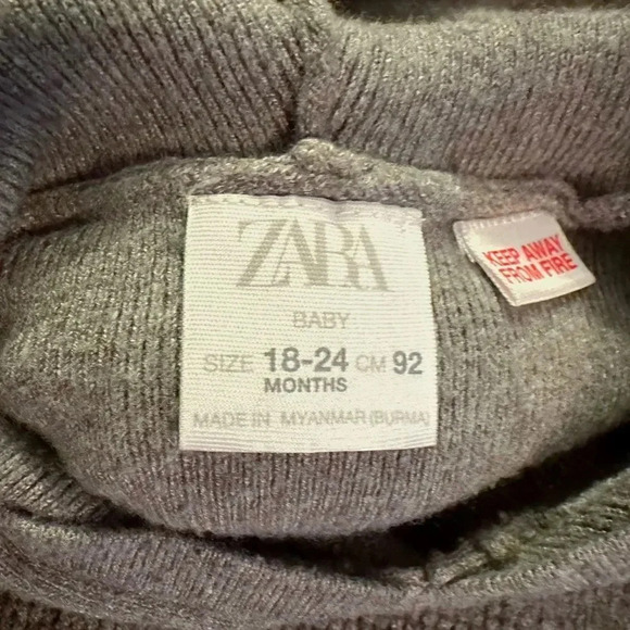 Zara | Toddler Hooded Sweater (18-24 mos) - Picture 4 of 4